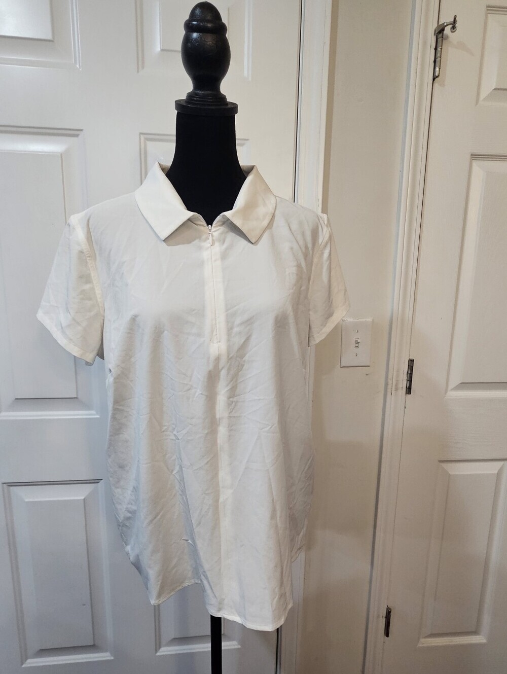 Spanx Sunshine SPF 1/4 Zip Short Sleeve Shirt - White Size Large{Bx26}